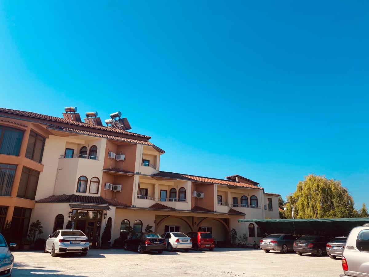 Hotel Rritja E Koranit à Tushemisht Extérieur photo