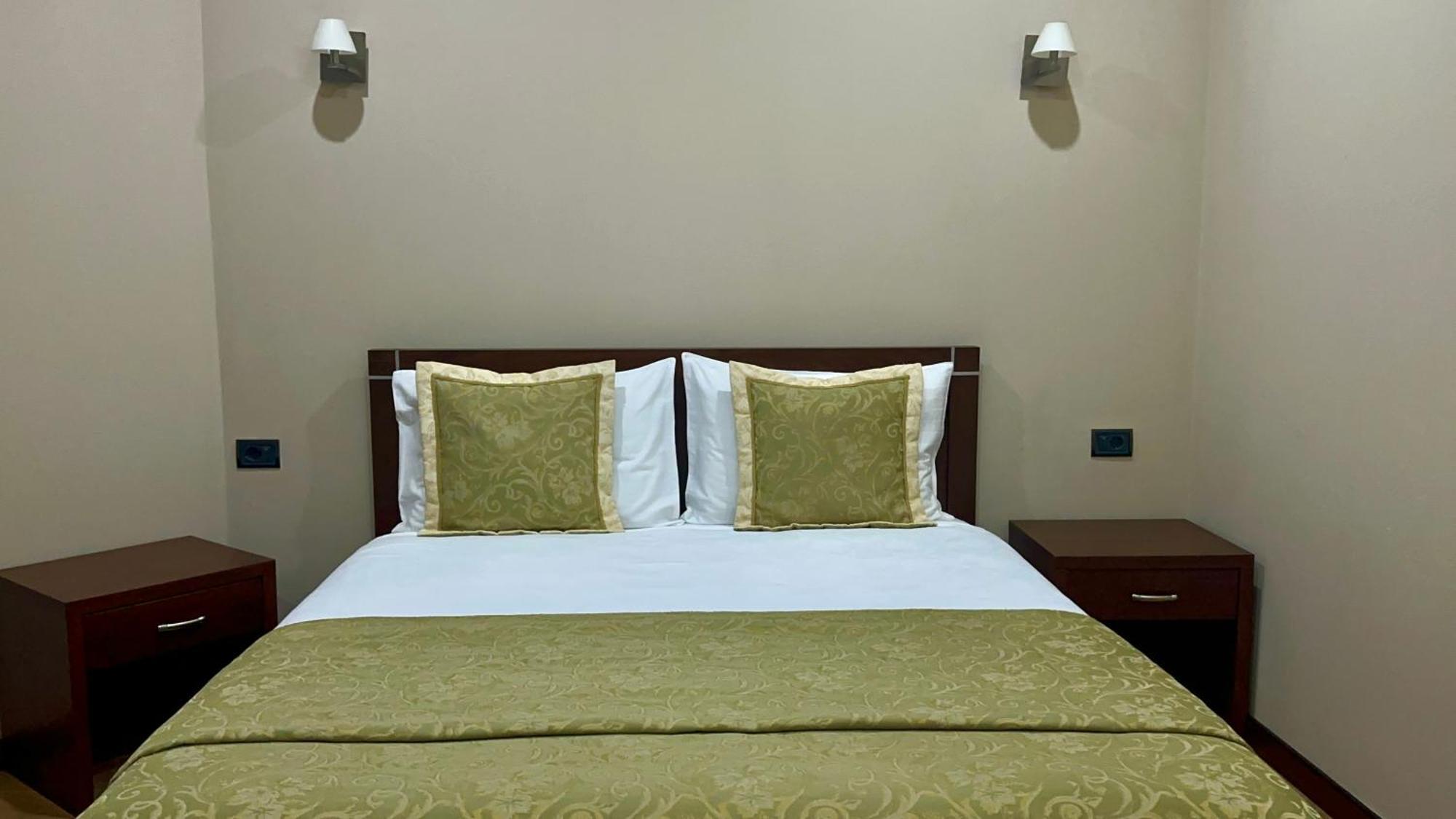 Hotel Rritja E Koranit à Tushemisht Extérieur photo